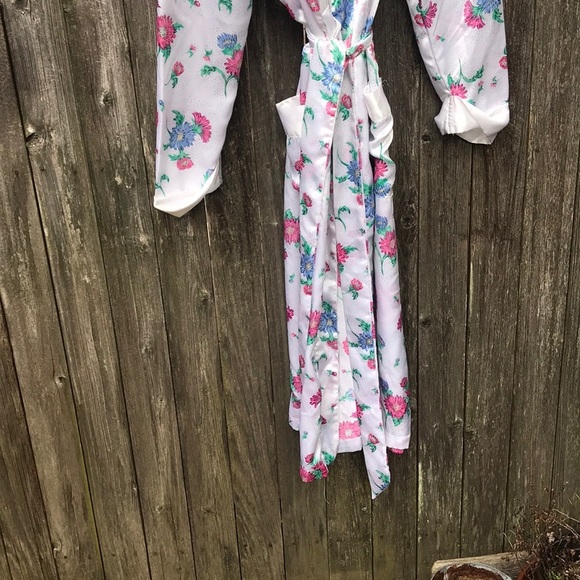 Kathryn Robe Medium - Picture 3 of 8